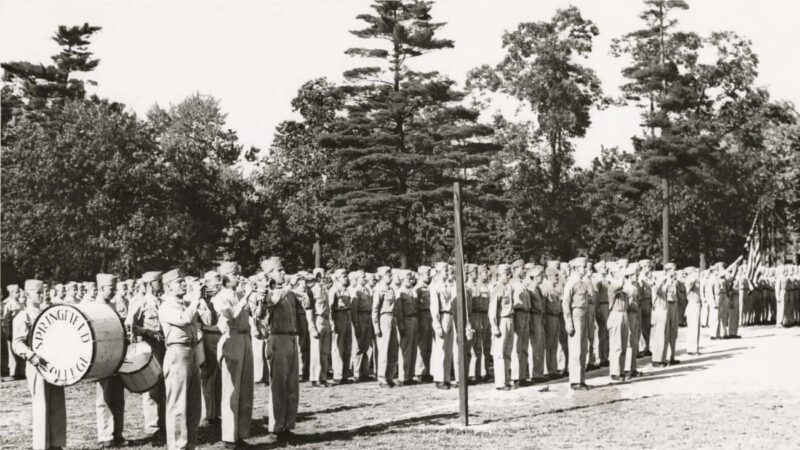 1943-Marching-Men