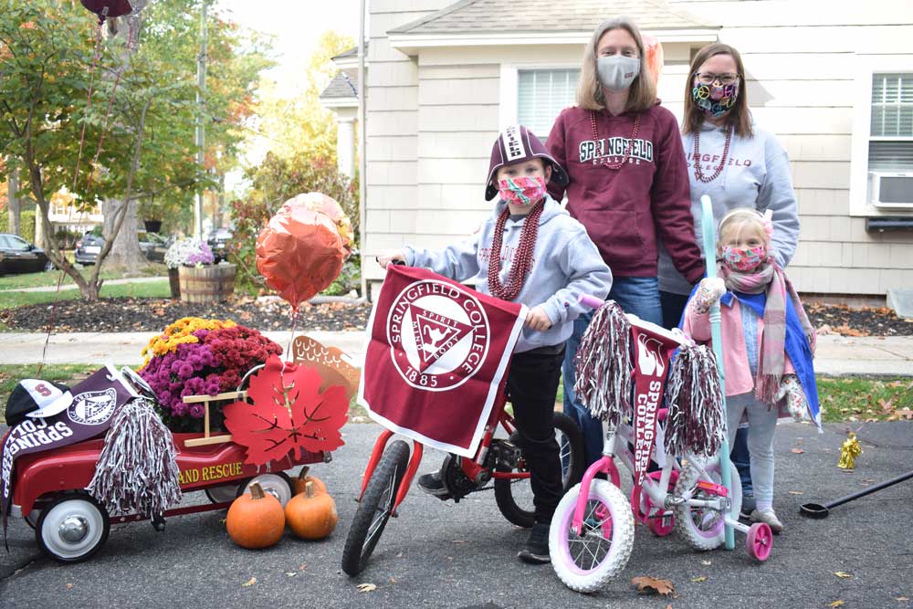 Michelle Moosbrugger '00, PhD '06, Kristin Puleo, G'05, and their children.